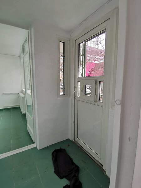 Drumul Taberei, spatiu comercial