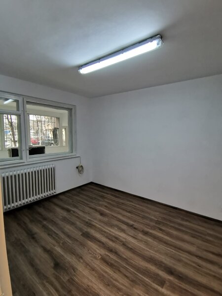 Drumul Taberei, spatiu comercial